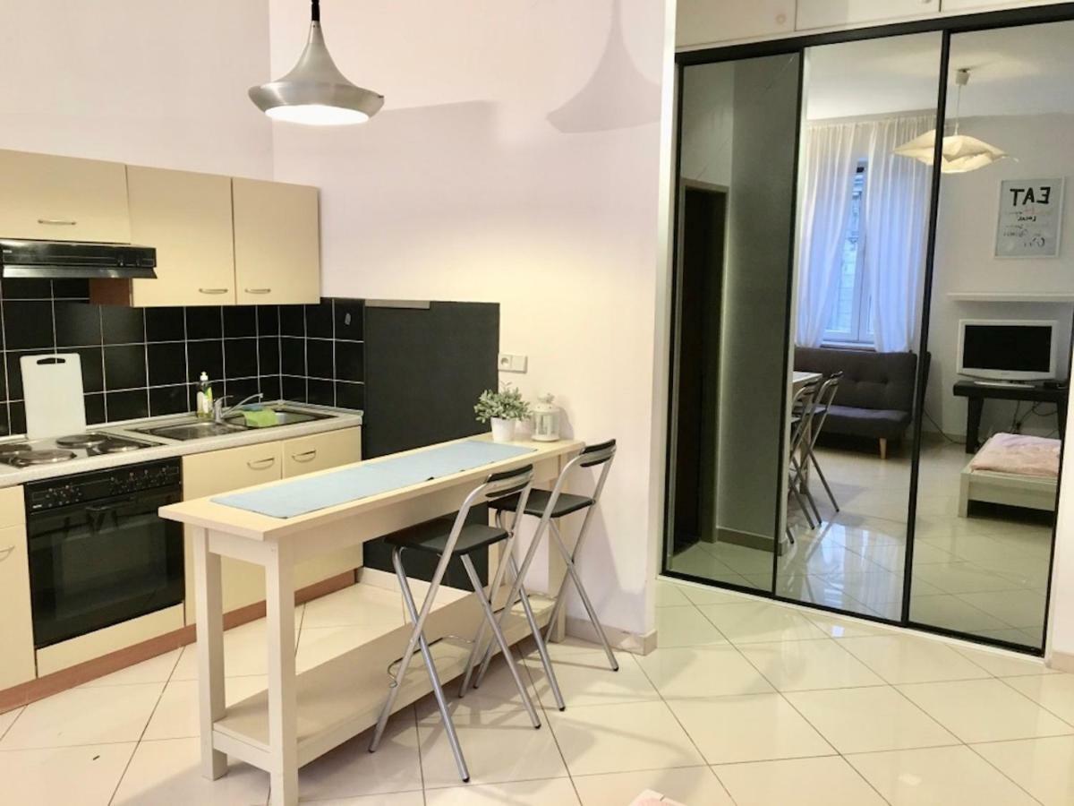Apartmán Nowogrodzka Cozy Studio Varšava Exteriér fotografie